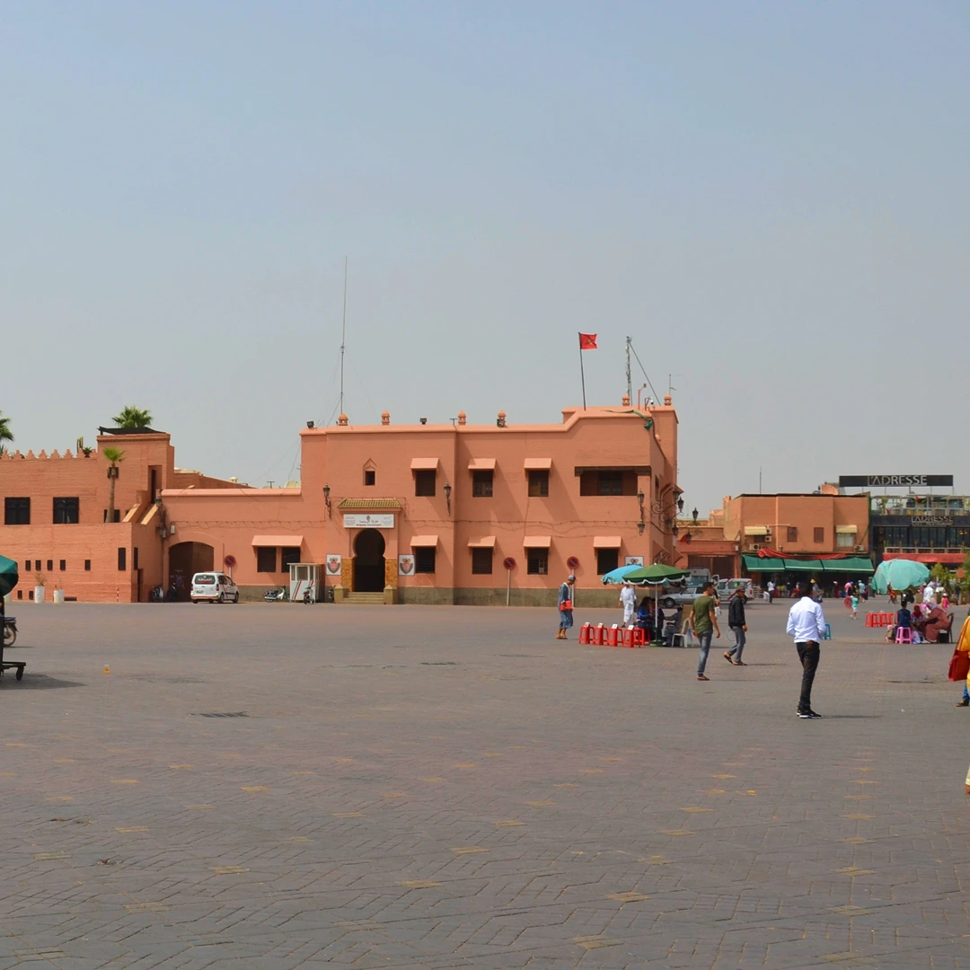 Marrakech Beyond the Medina: A Cultural Travel Guide to Souks, Riads, Food, Hammams, and Moroccan Hospitality