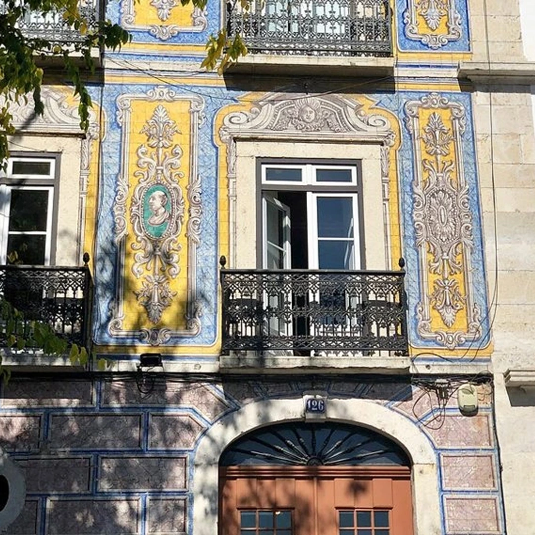 Lisbon Beyond Viewpoints: A Cultural Travel Guide to Fado, Azulejos, Food, Trams, and Everyday Saudade